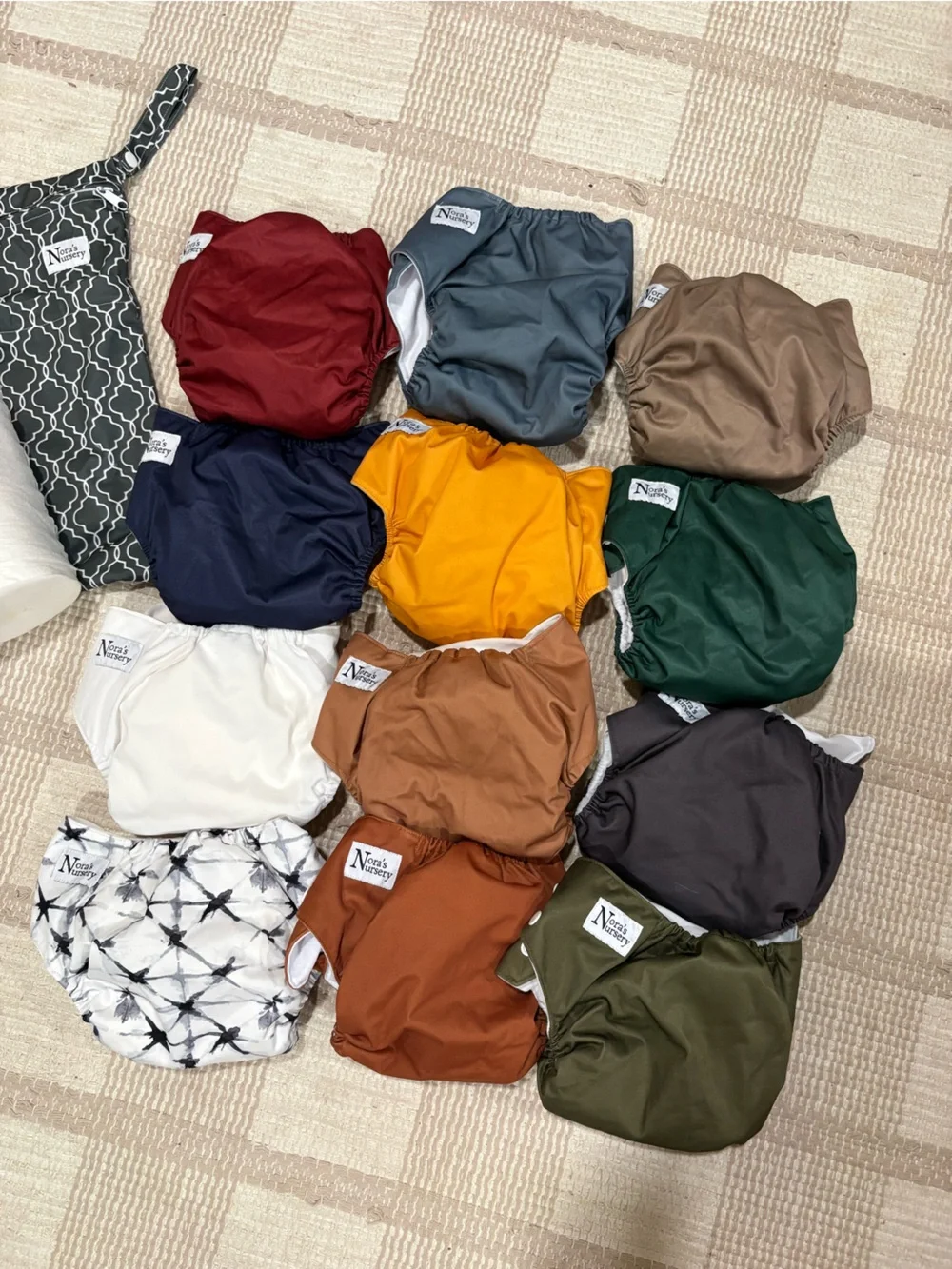 Nora's Nursery pocket diapers in solid neutral colors / set of 12 / with liners